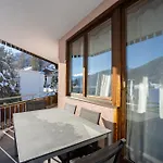 A&y Alpenchique Apartment